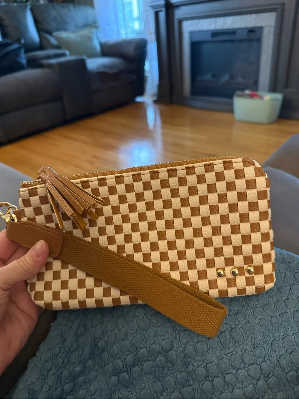 Pretty simple Woven Check Wristlet Clutch in Tan and Cream